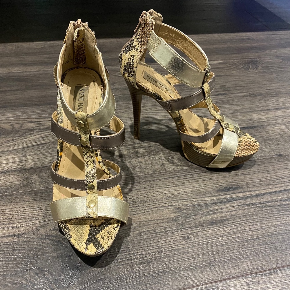 Size 6 Steve Madden Heels